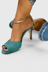 Effortless Edit Nolavie | Elegant Heels Fit
