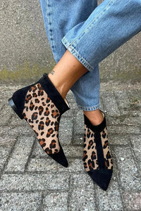 Chic Leopard Print Ankle Boots