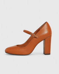 Minimal Luxe Jamyrah | Sophisticated Heels Outfit
