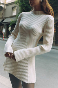 Wendy | Solid-Color Ribbed Knit Dress
